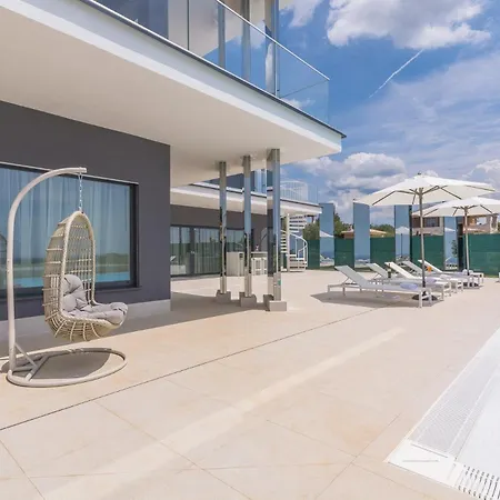 Luxury Gabrijela Near Porec Villa *