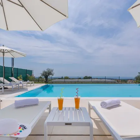Villa Luxury Gabrijela Near Porec *