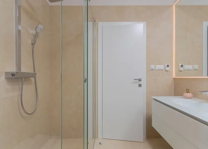 Luxury Gabrijela By Istrabook Βίλα Kaštelir